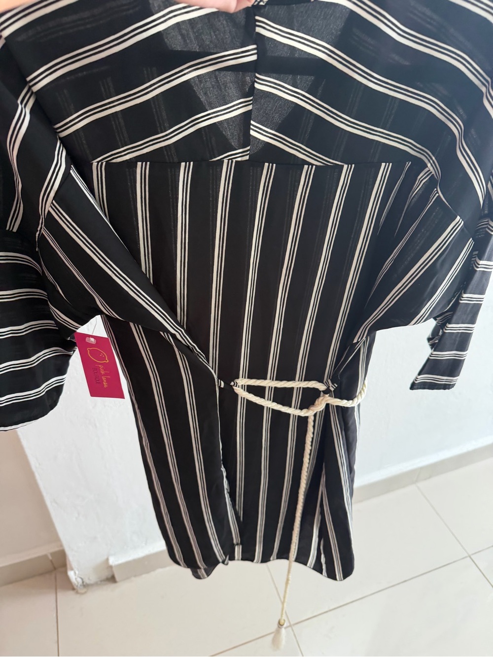Black and White Striped V-Neck Beach Dress NWT . Made in USA - Picture 10 of 11